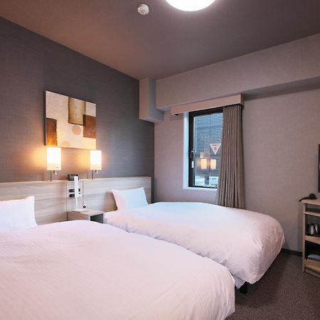 Hotel Route-Inn Toyama Ekimae Eksteriør billede