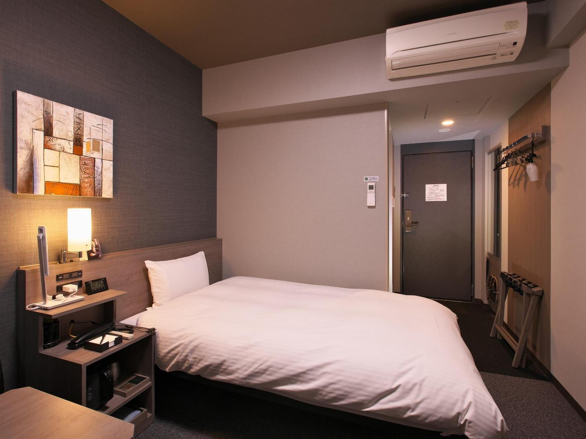Hotel Route-Inn Toyama Ekimae Eksteriør billede