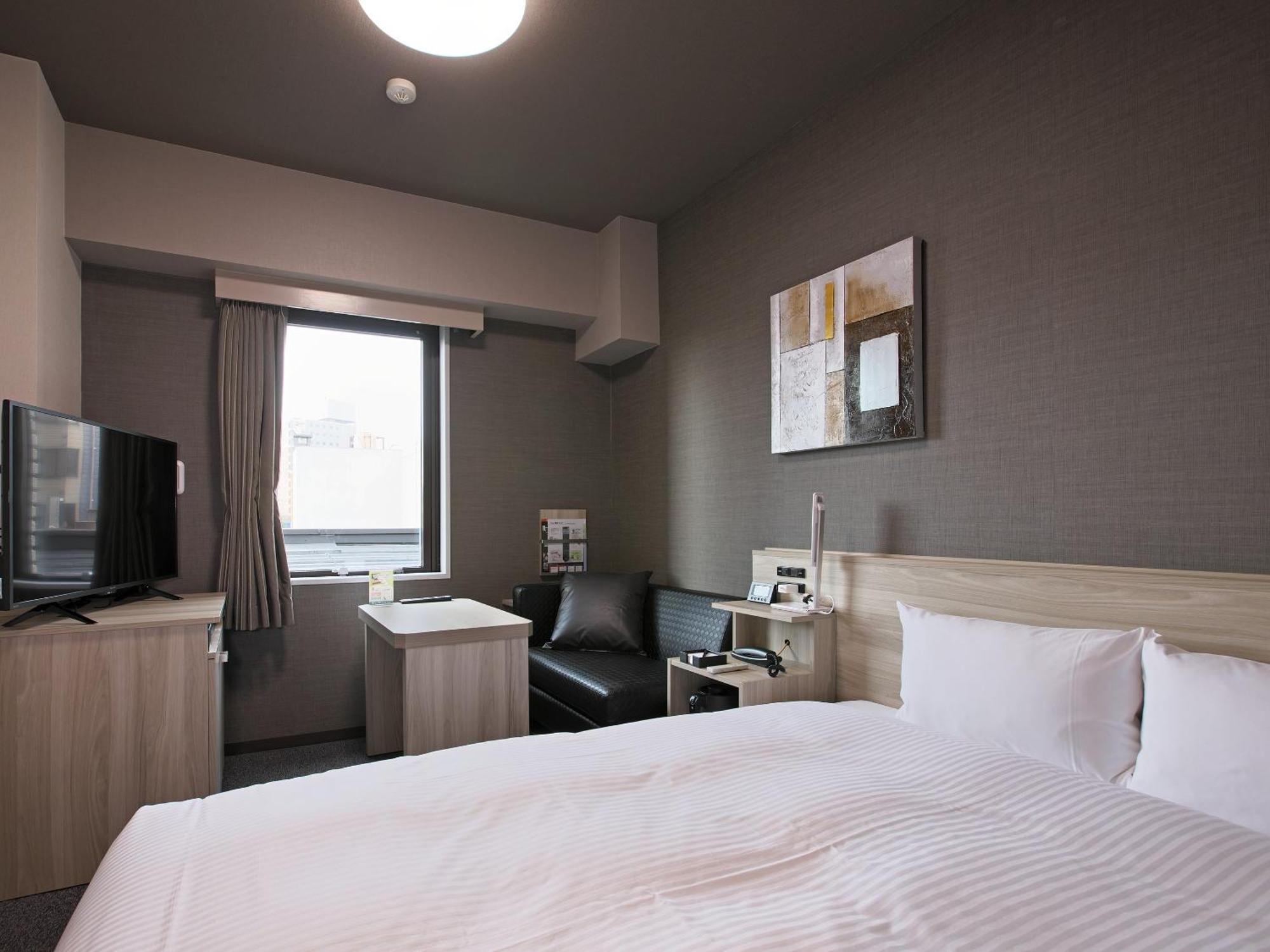 Hotel Route-Inn Toyama Ekimae Eksteriør billede