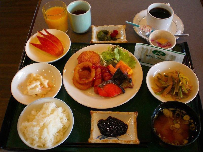 Hotel Route-Inn Toyama Ekimae Eksteriør billede